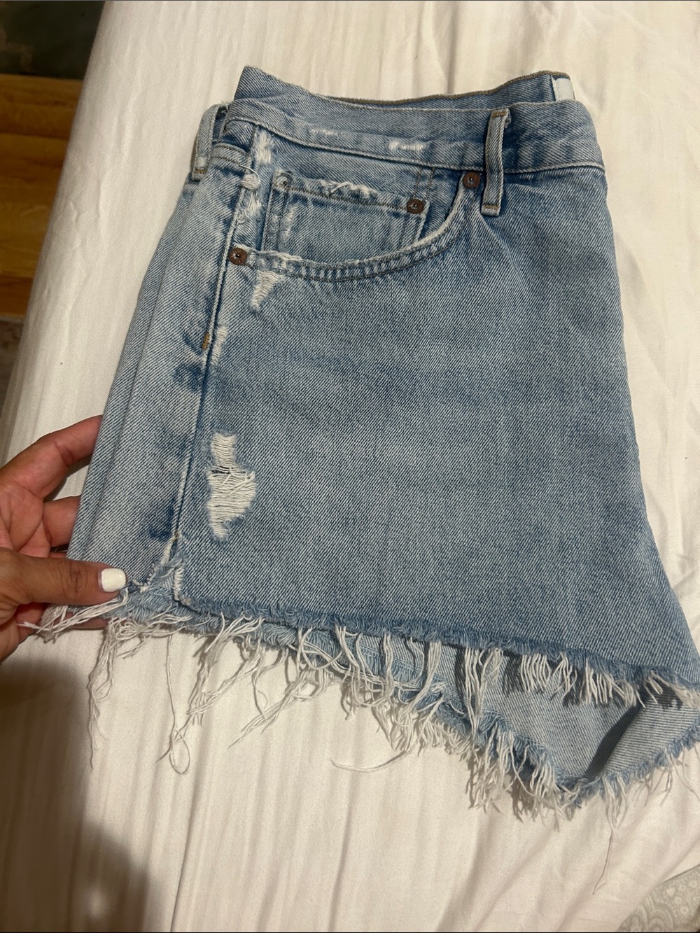 Agolde Parker Distressed Shorts in Rapture Style #A9032-1206 - Picture 6 of 7